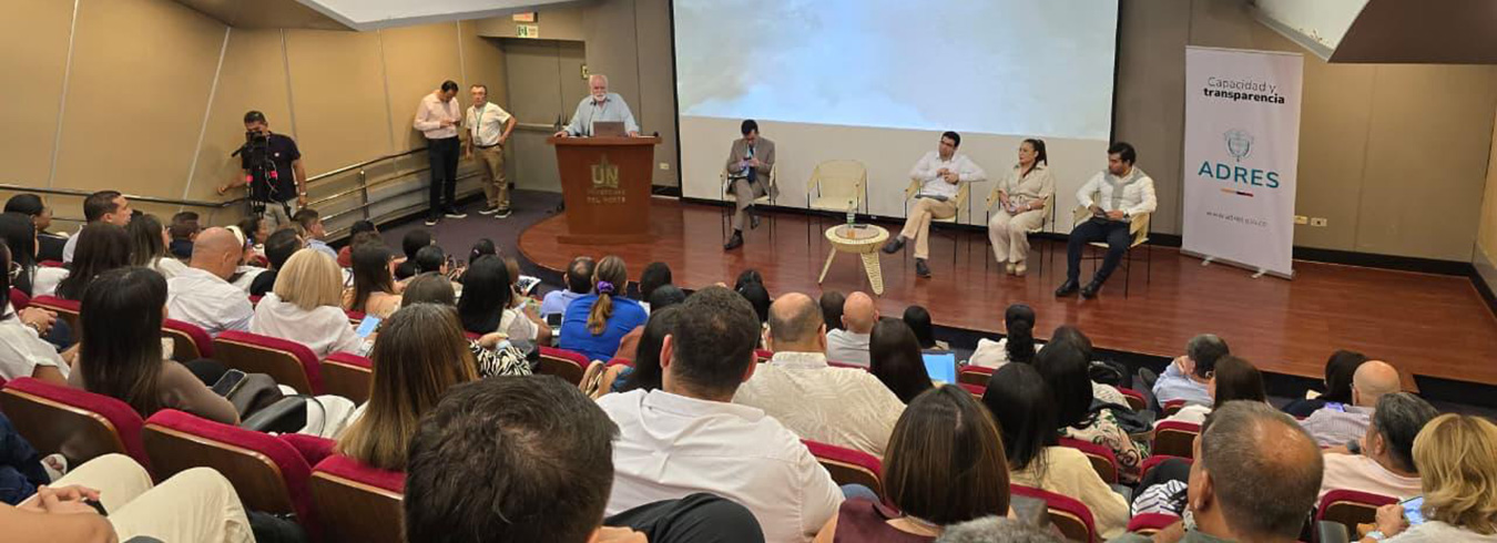foto auditorio evento Adres en la regiones